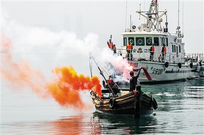 Ġkieket tas-salvataġġ li ma tafx jgħallmu kif tidħol sew